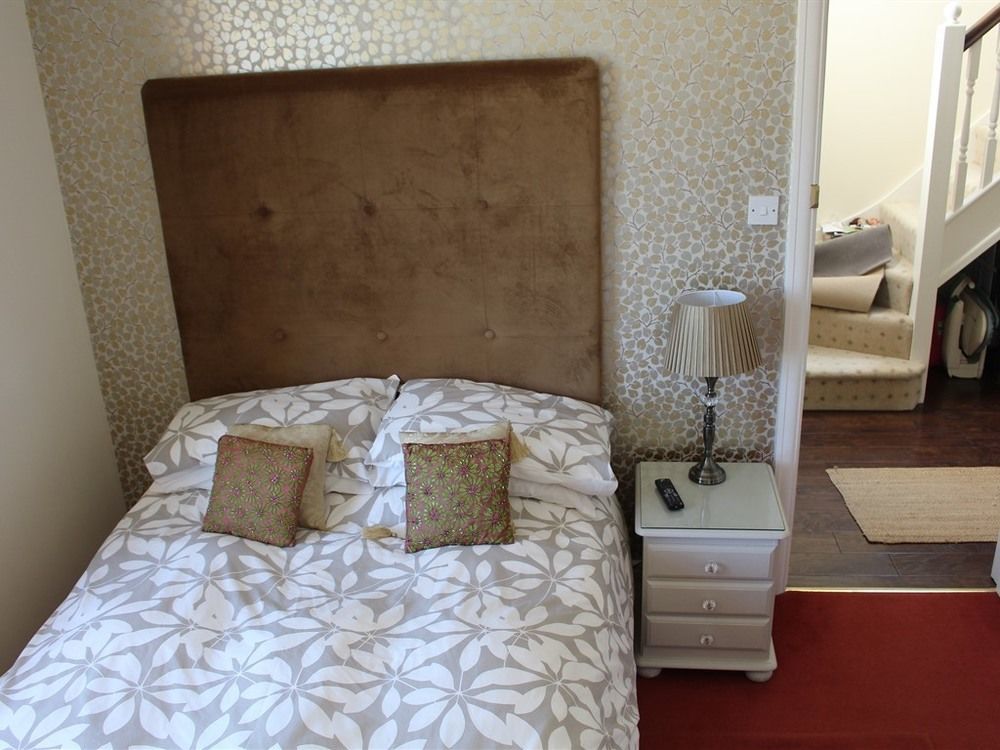 Laurels Guesthouse ويتني المظهر الخارجي الصورة