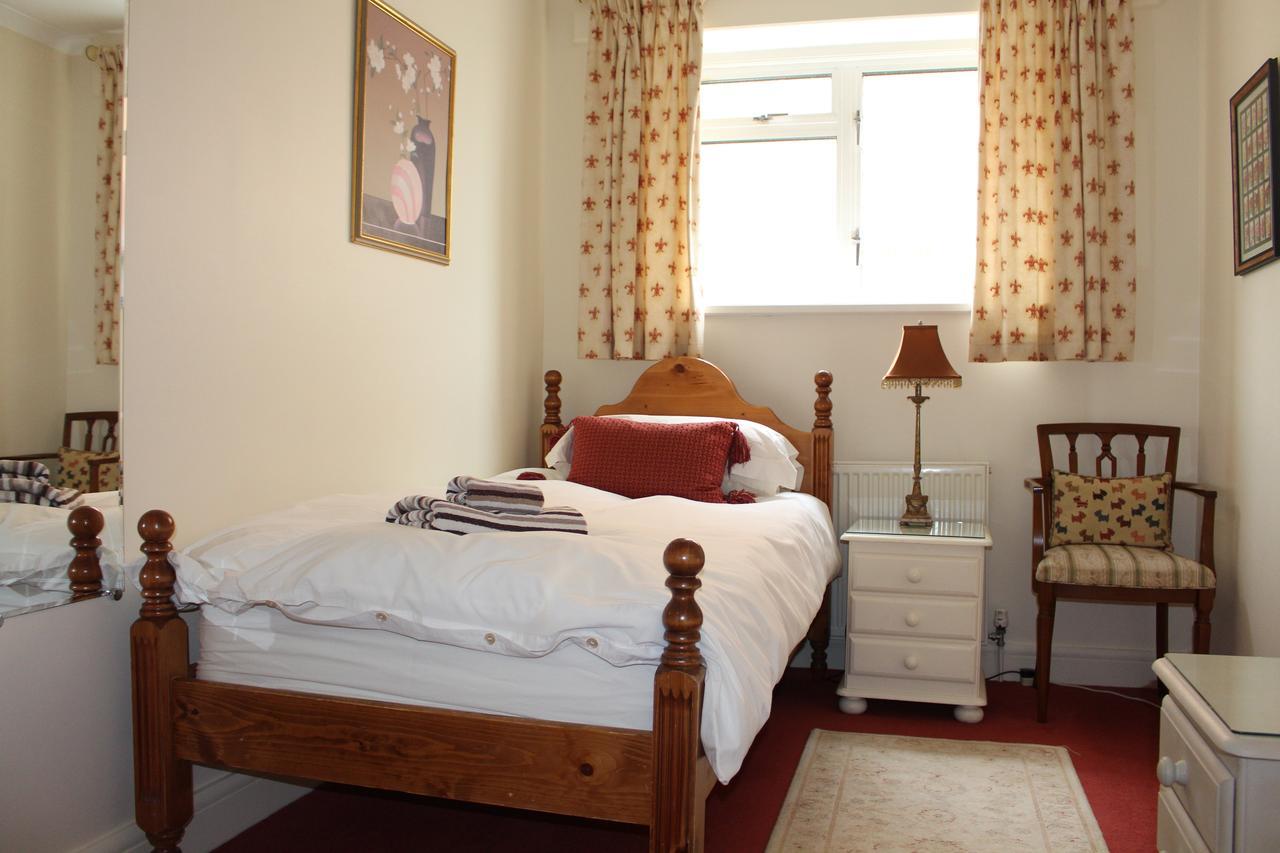 Laurels Guesthouse ويتني المظهر الخارجي الصورة